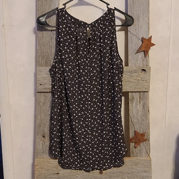 LOFT - Picture 2 of 2